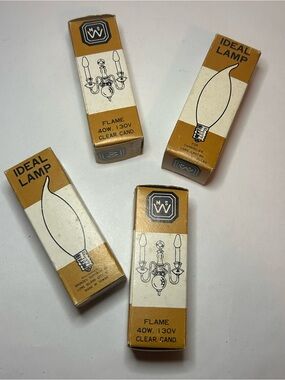 4 NIB Vintage IDEAL LAMP Light Bulbs Flame Tip 40w clear MSW Candelabra Holiday
